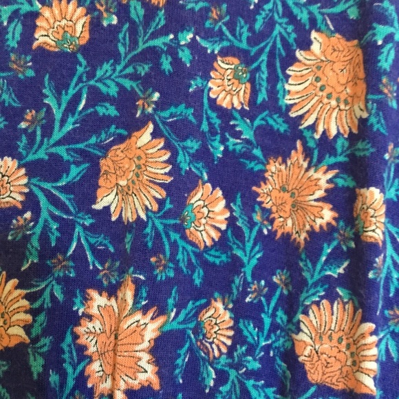 Flowery romper - Picture 3 of 5